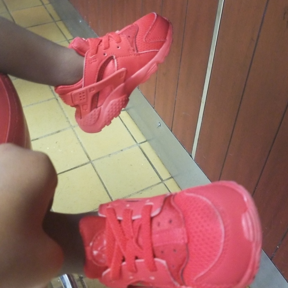 Huaraches - Picture 3 of 3